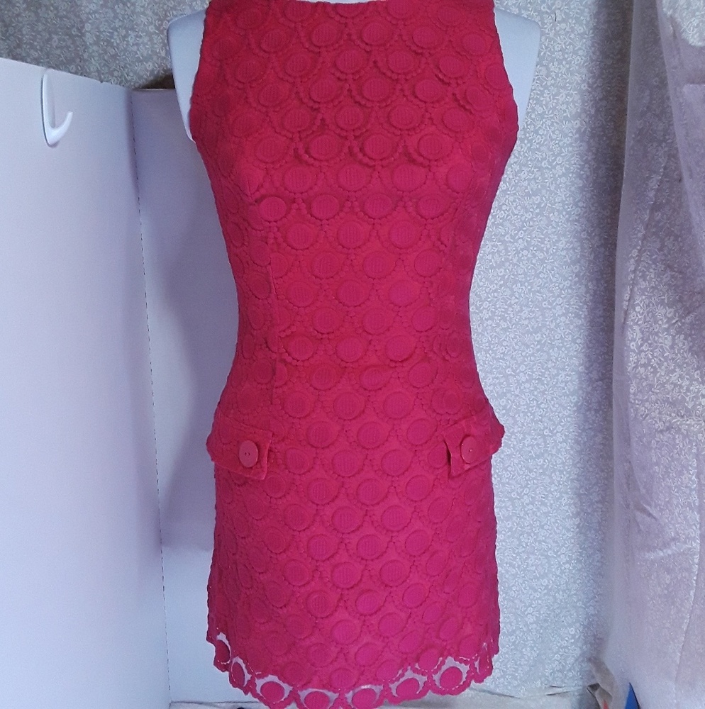 BeBe Retro Form Fitted Laceover Cocktail  Dress